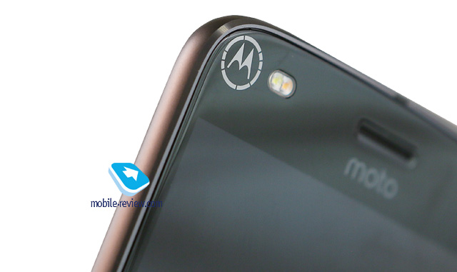 Motorola Z2 Play