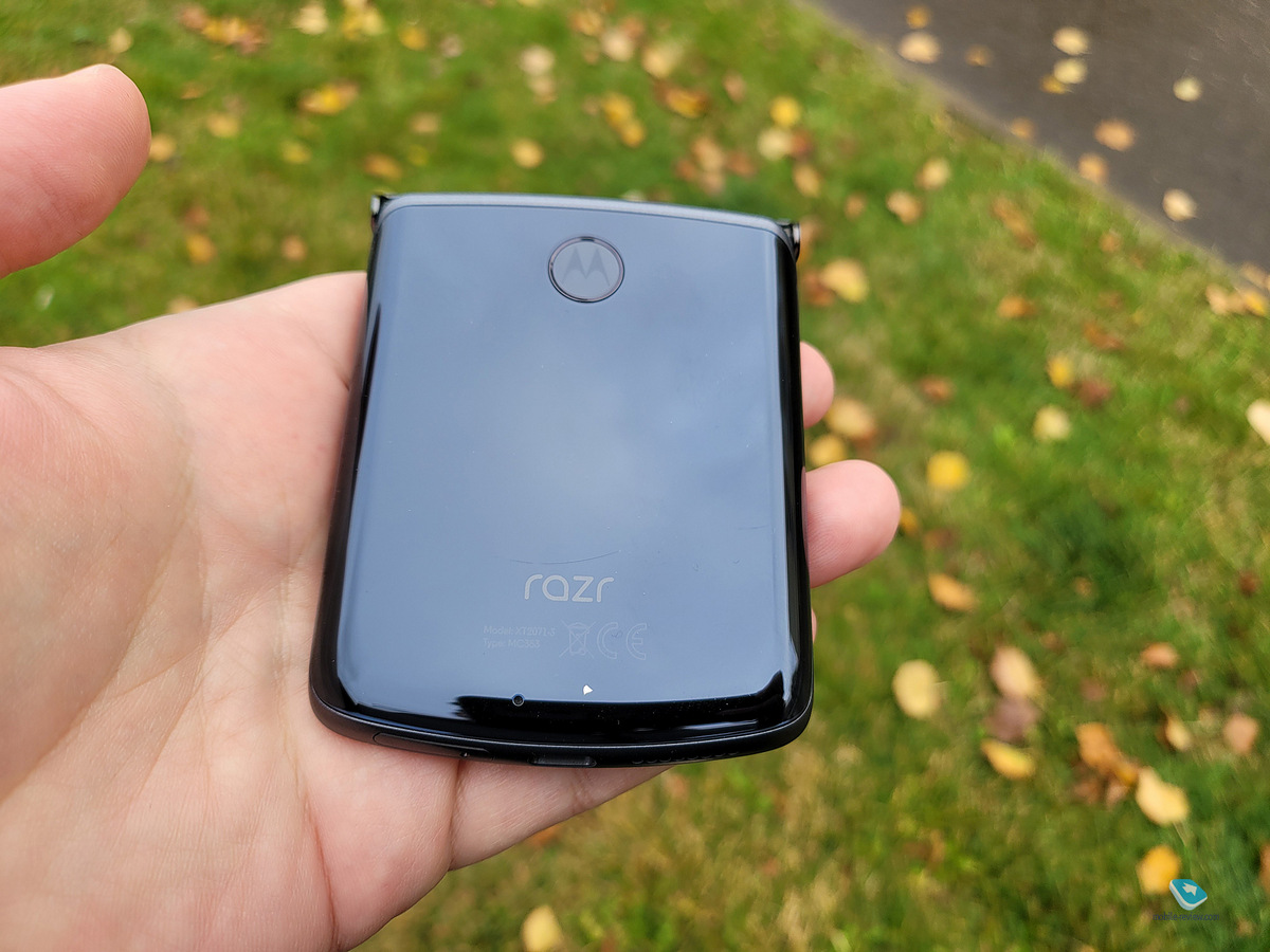   Moto RAZR 5G (2020 , XT2071-3)