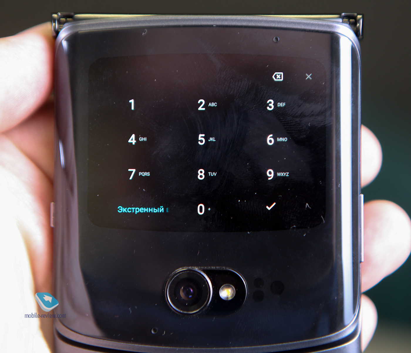   Moto RAZR 5G (2020 , XT2071-3)