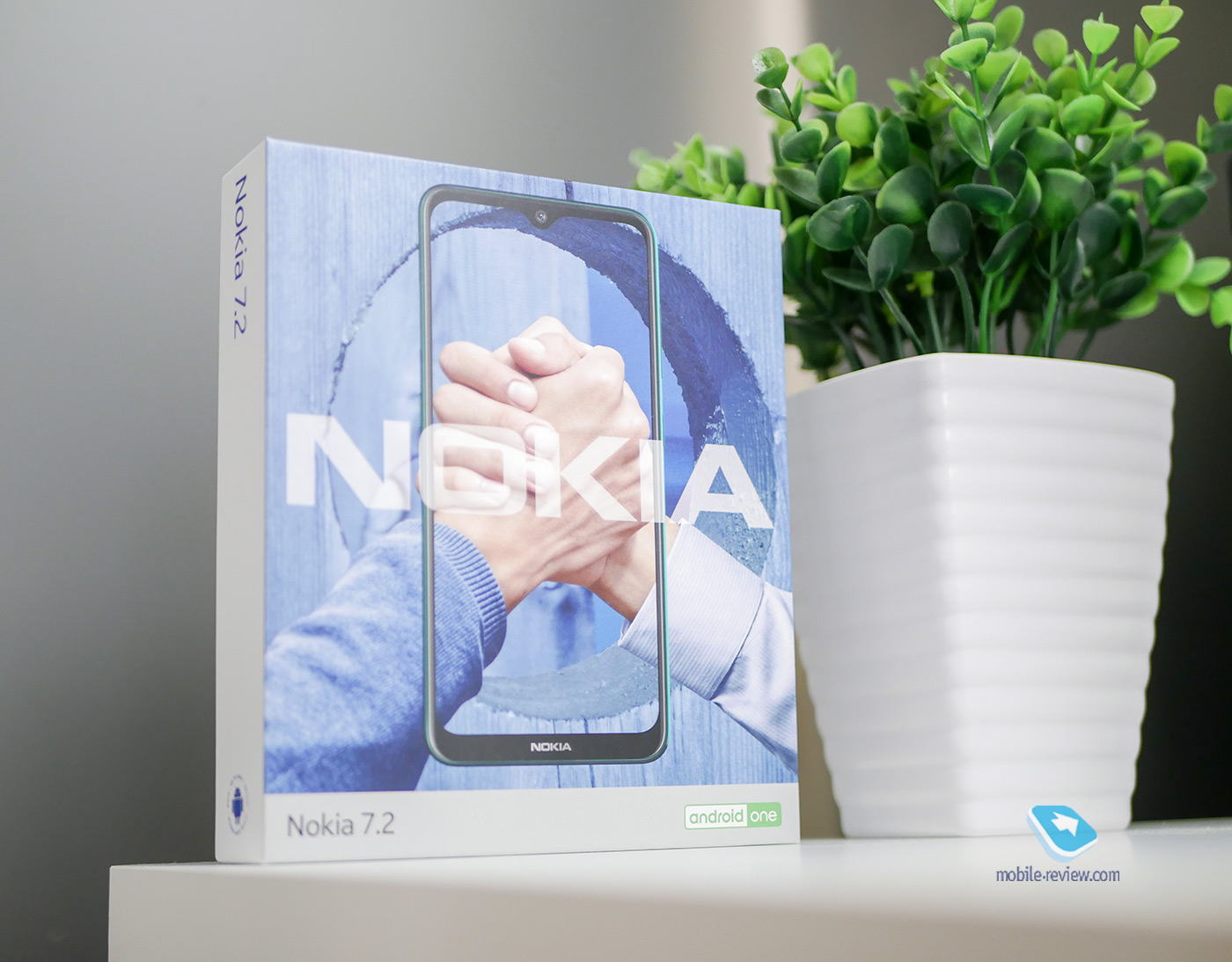   Nokia 7.2:    Android 10