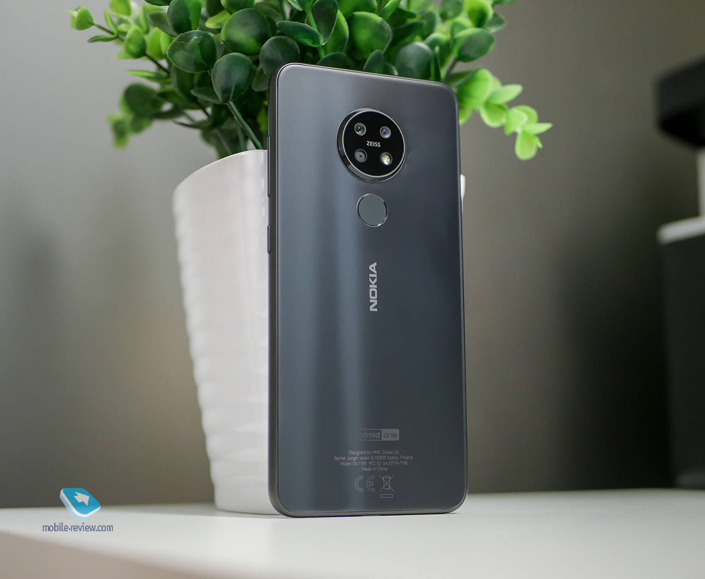   Nokia 7.2:    Android 10