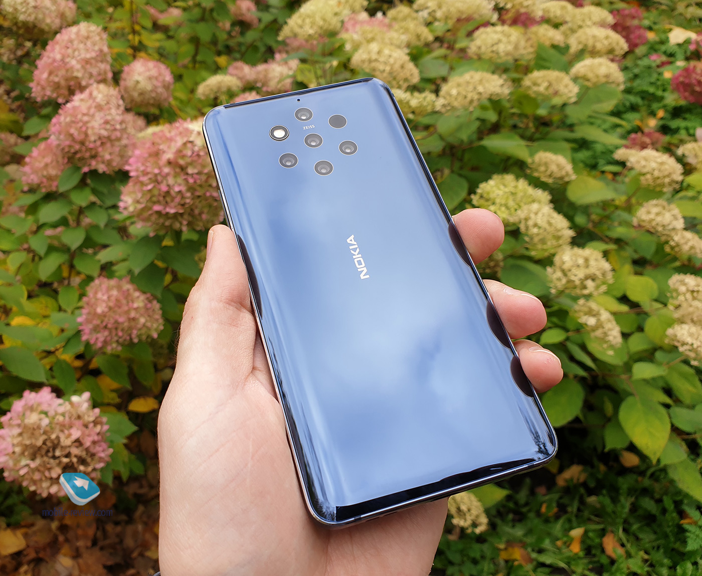    : Nokia 9 Pure View