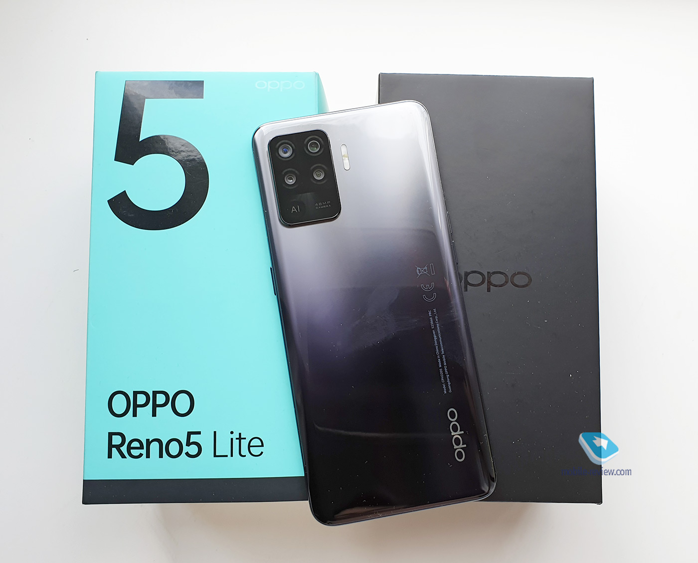  Oppo Reno5 Lite:   