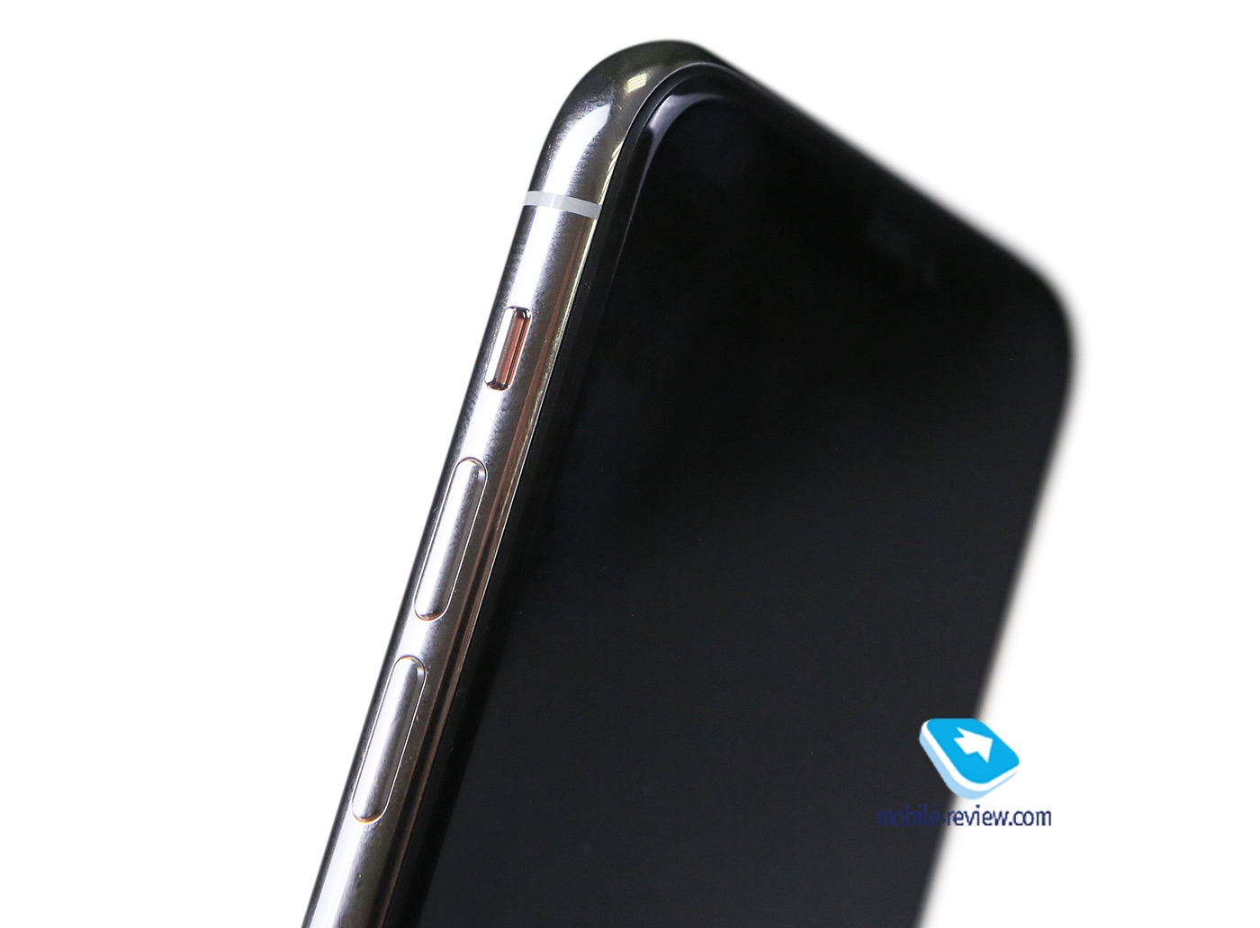 Сравнение iPhone 11 Pro с Galaxy Note10 - избиение iPhone