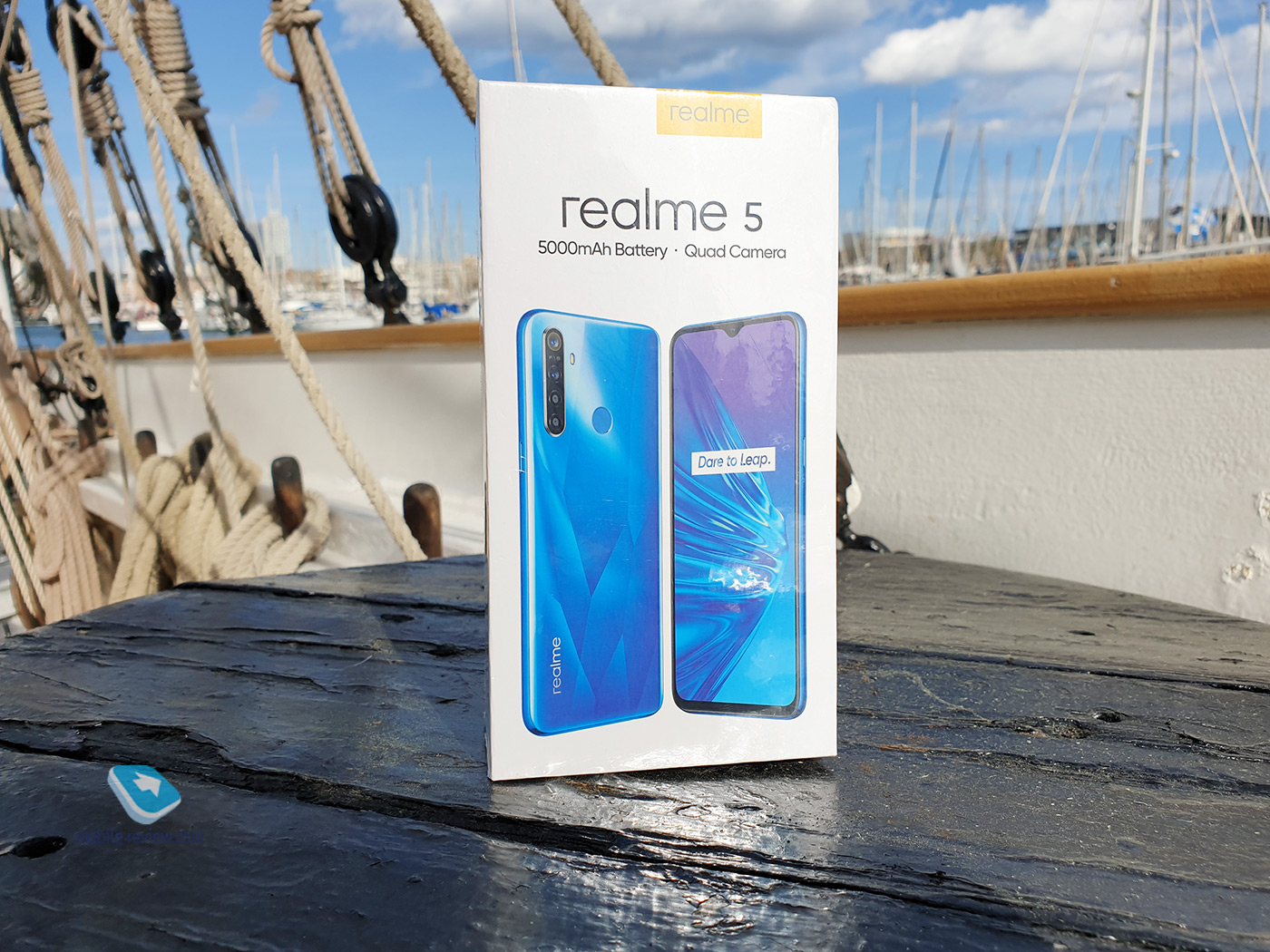   2 000 : realme 5  realme 5 Pro