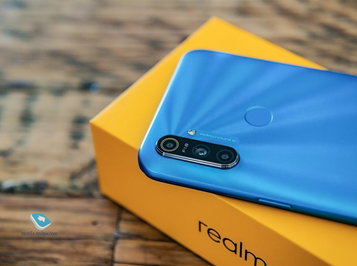   realme C3 (RMX2020)