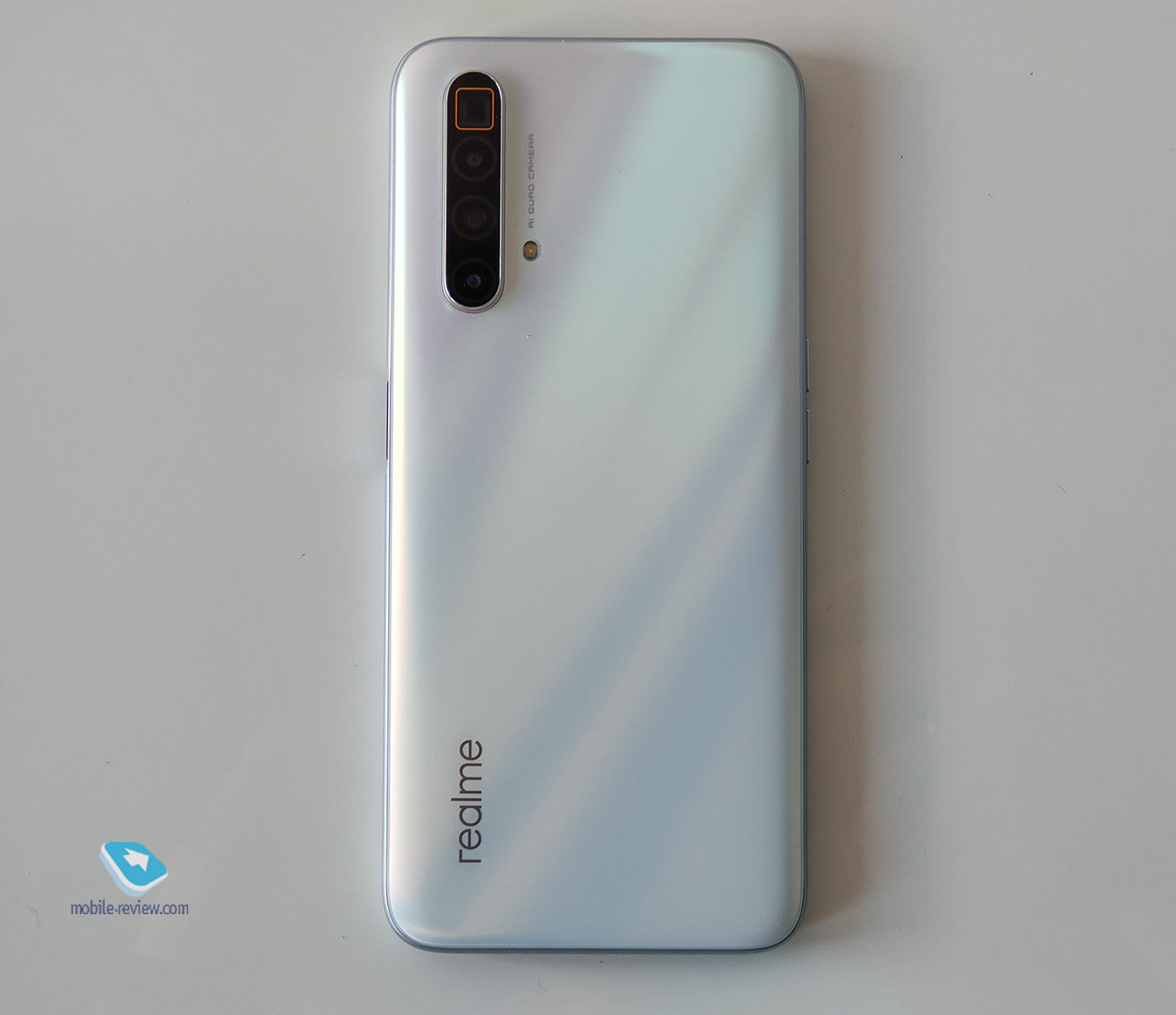   realme X3 Superzoom (RMX2086)