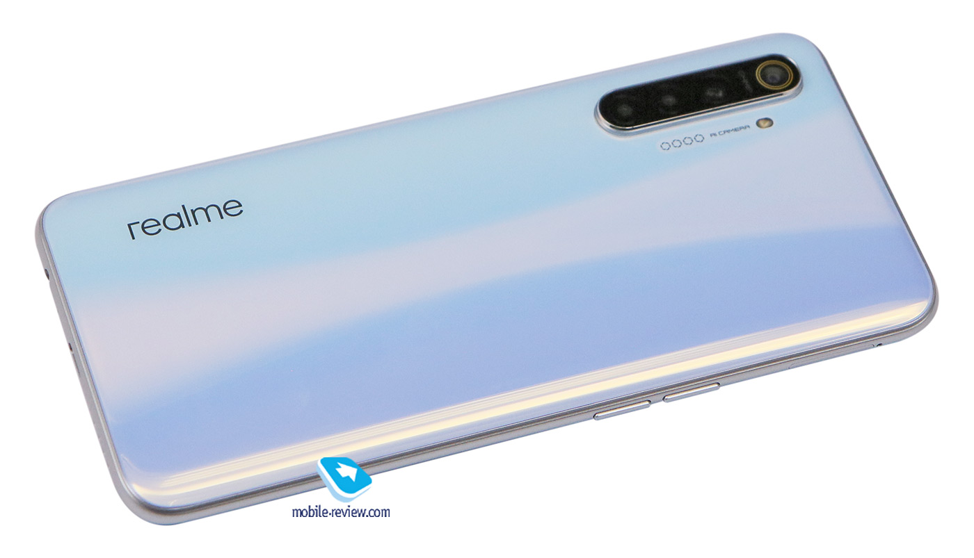   Realme XT