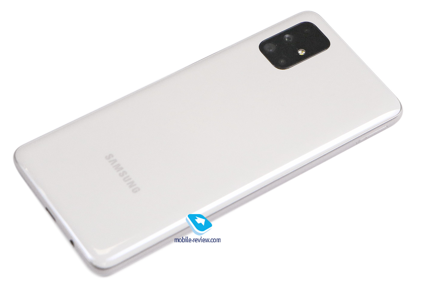   Samsung Galaxy M51 (SM-M515F/DS)