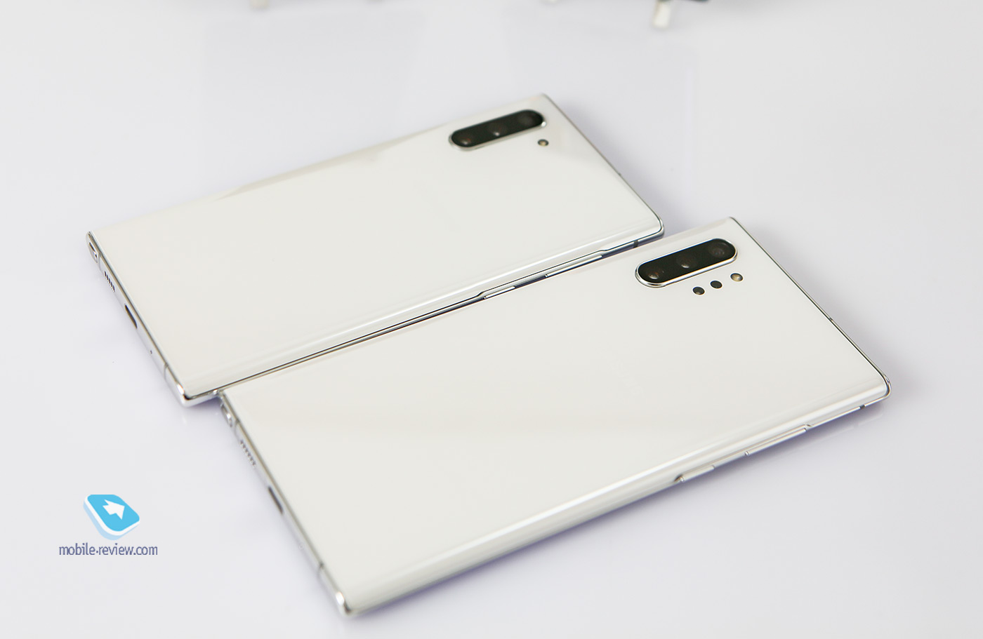    Samsung Galaxy Note10  Note10+.   