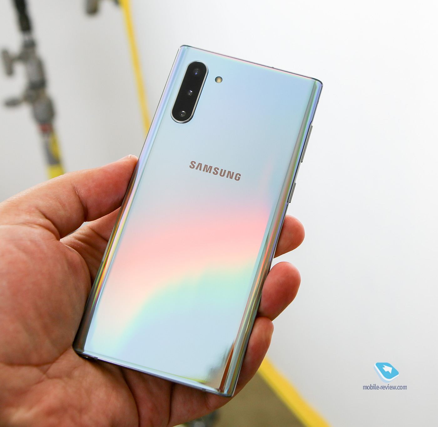    Samsung Galaxy Note10  Note10+.   