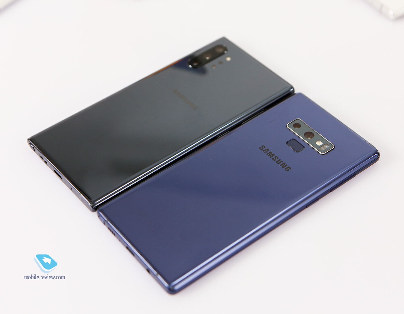    Samsung Galaxy Note10  Note10+.   