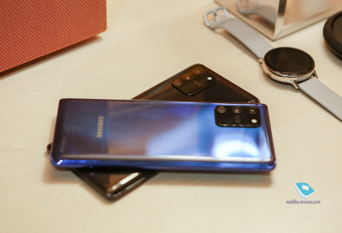 Первый взгляд на Samsung Galaxy S10 Lite (SM-G770F)