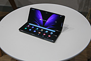    Galaxy Z Fold2,    