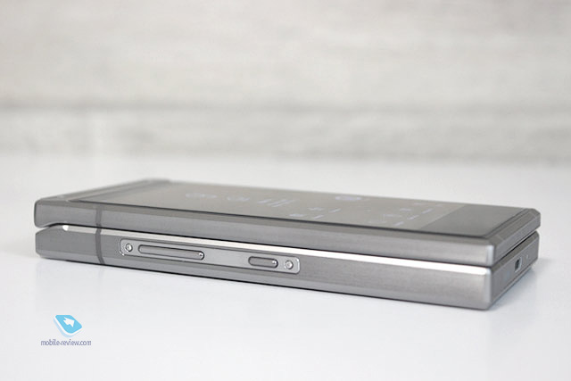   Samsung W2019