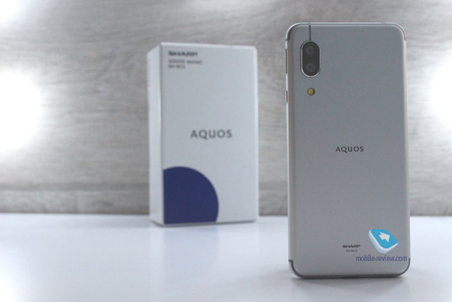  2-SIM  SHARP AQUOS sense3 SH-M12