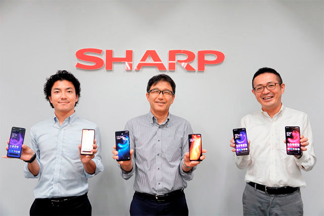   Sharp AQUOS sense4