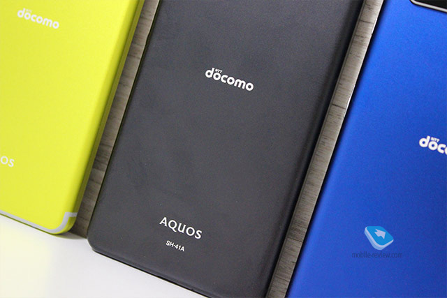   Sharp AQUOS sense4