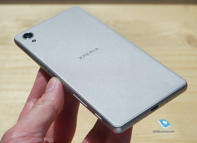 Sony Xperia X