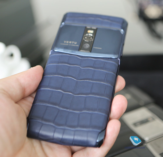 Vertu Signature Touch 2015 