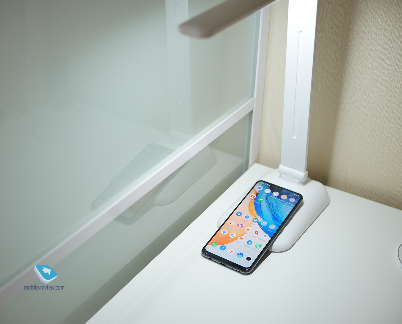 Vivo V20     