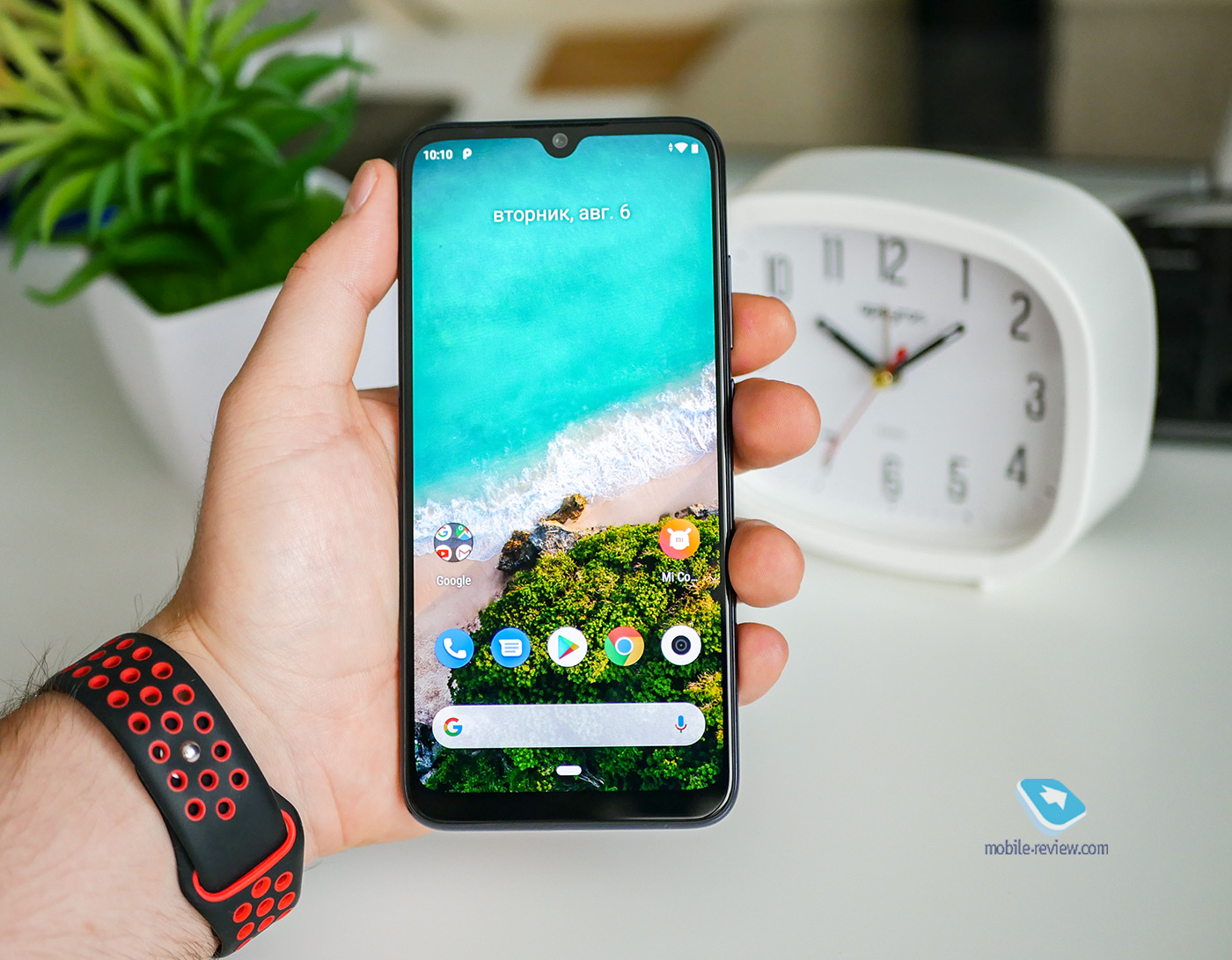    Android One  Xiaomi Mi A3