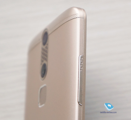 ZTE Axon Mini