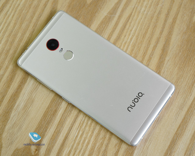      Nubia Z11  Axon 7